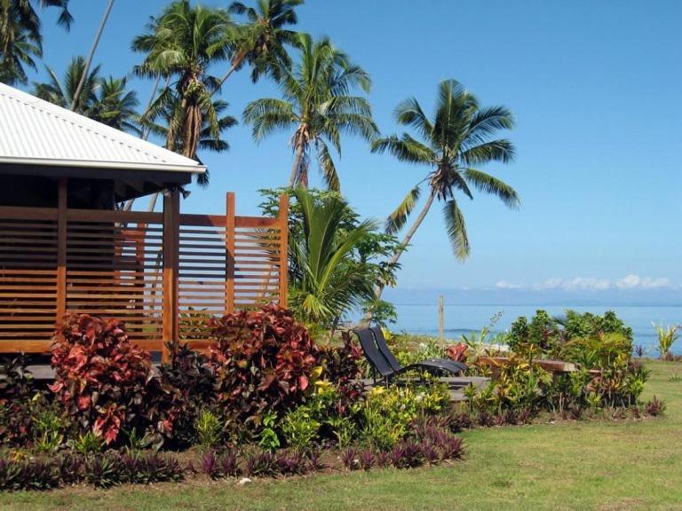 Aroha Taveuni Beachfront Bures Waiyevo Esterno foto